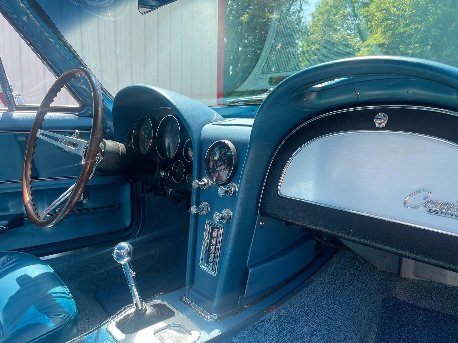 1965 Chevrolet Corvette - Image 16