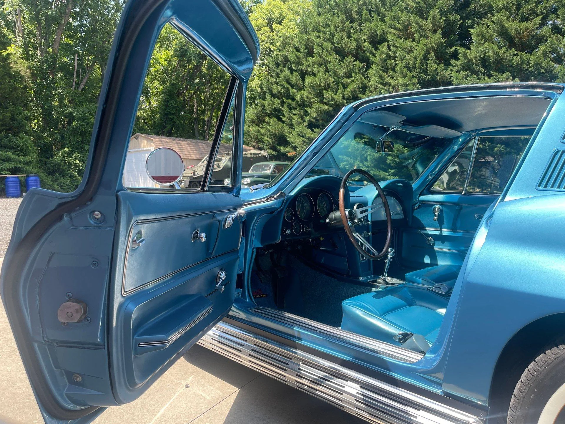 1965 Chevrolet Corvette - Image 18