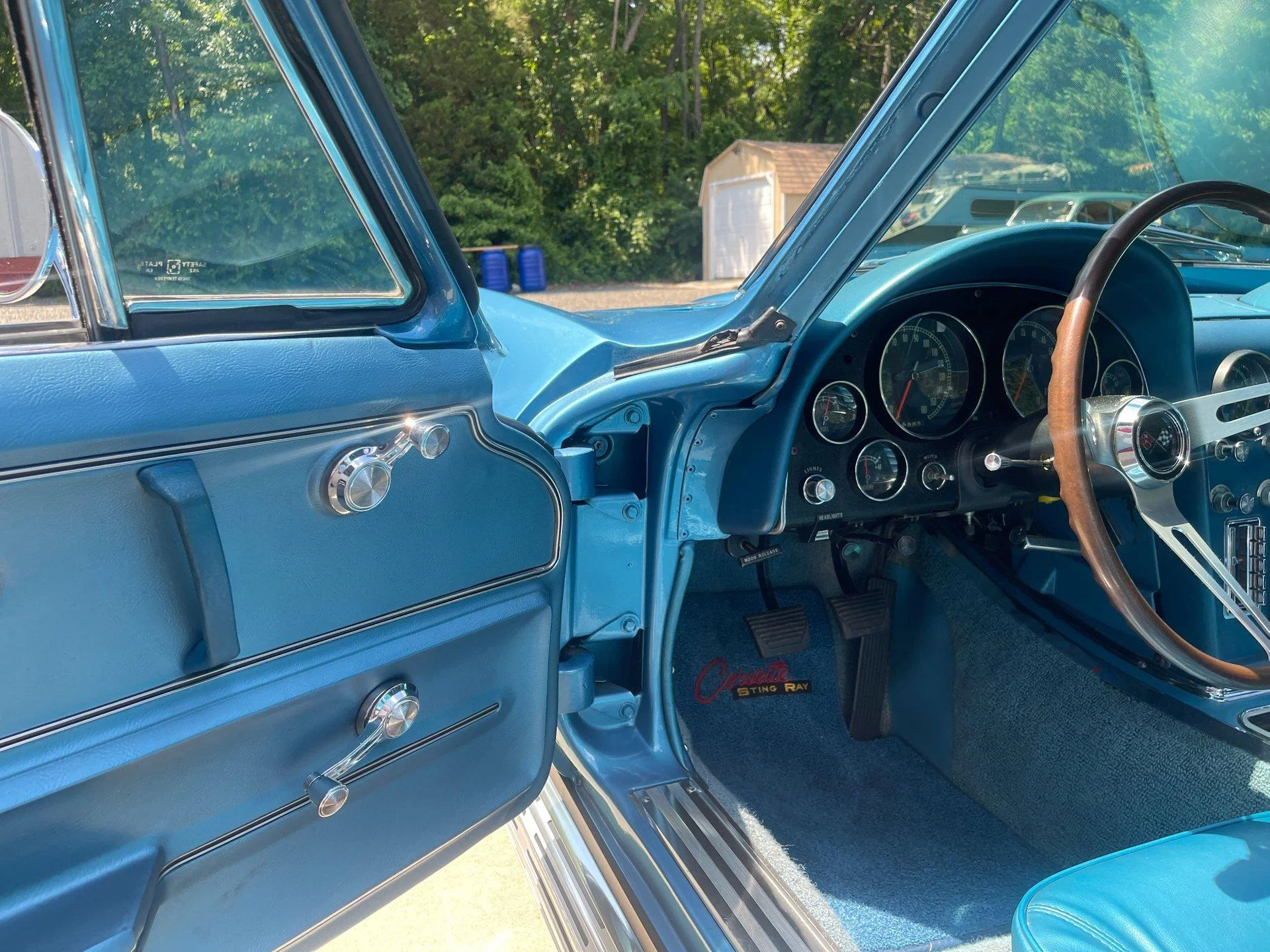 1965 Chevrolet Corvette - Image 26