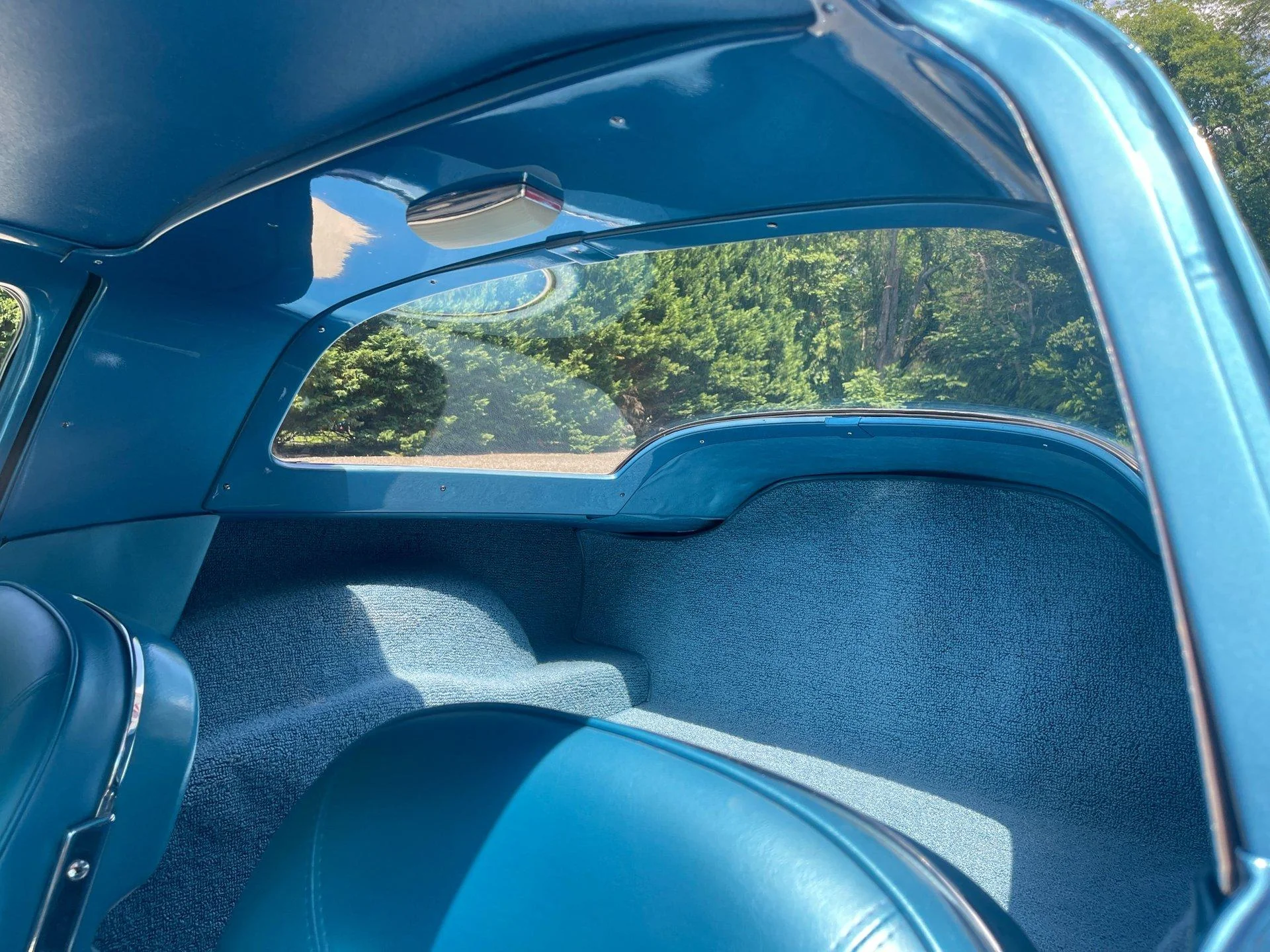 1965 Chevrolet Corvette - Image 29