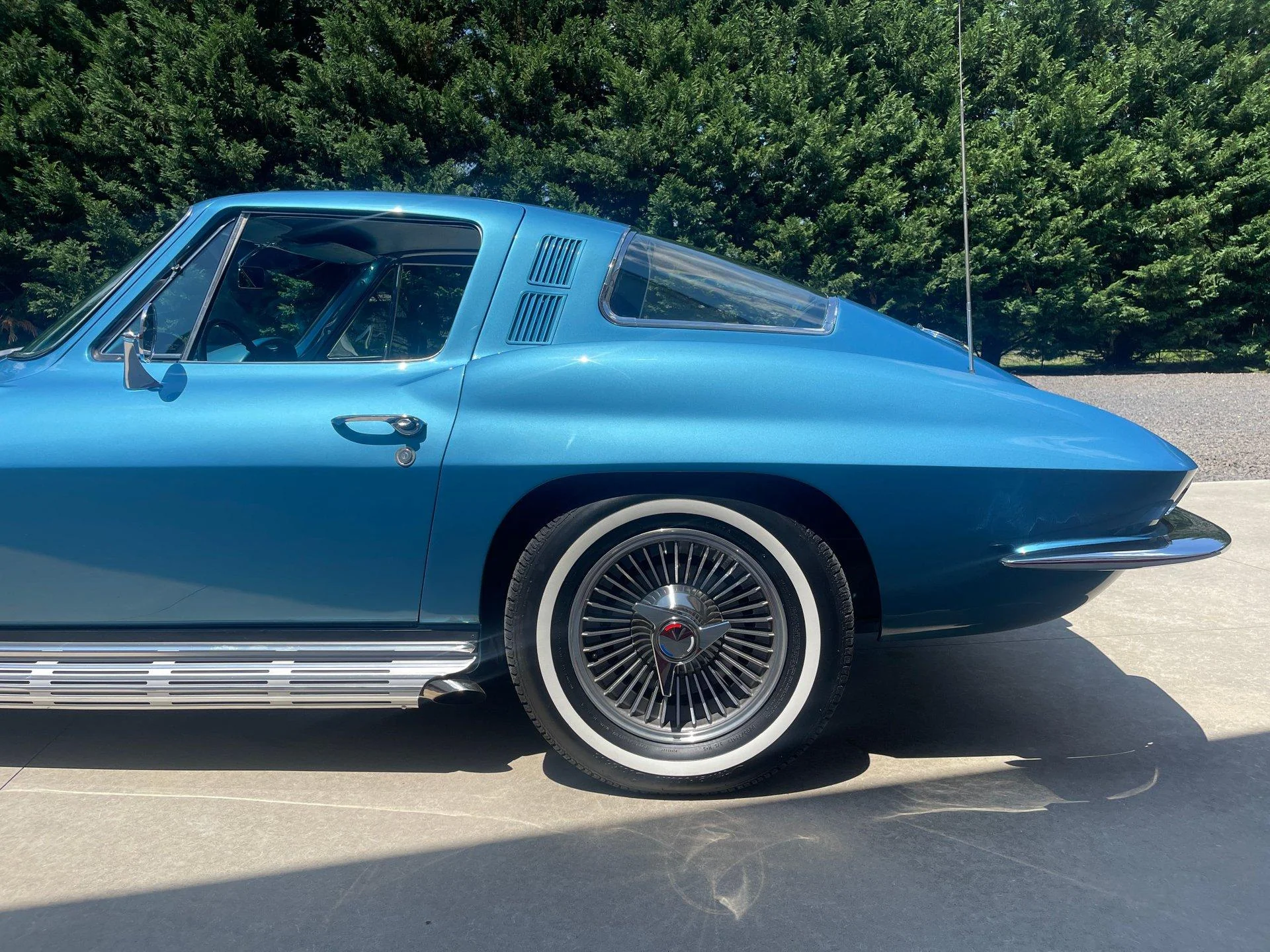 1965 Chevrolet Corvette - Image 94